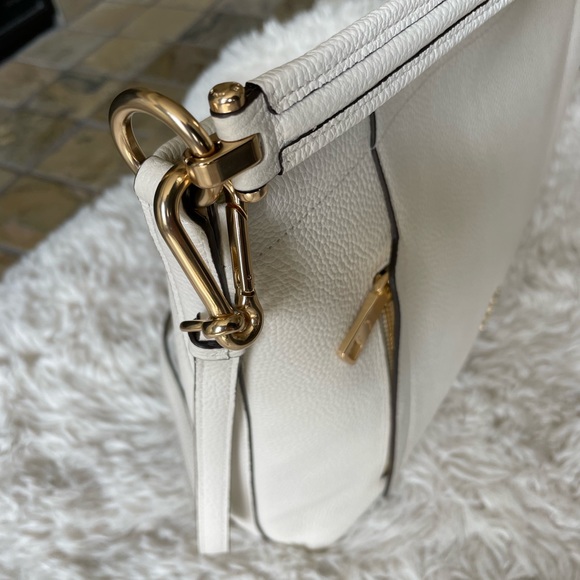 NWT Coach Scout hobo pebbled leather shoulder crossbody chalk - Picture 6 of 16